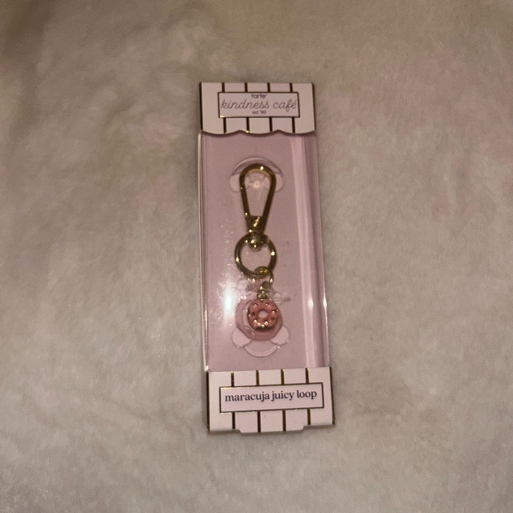 Tarte Maracuja Juicy Loop Charm